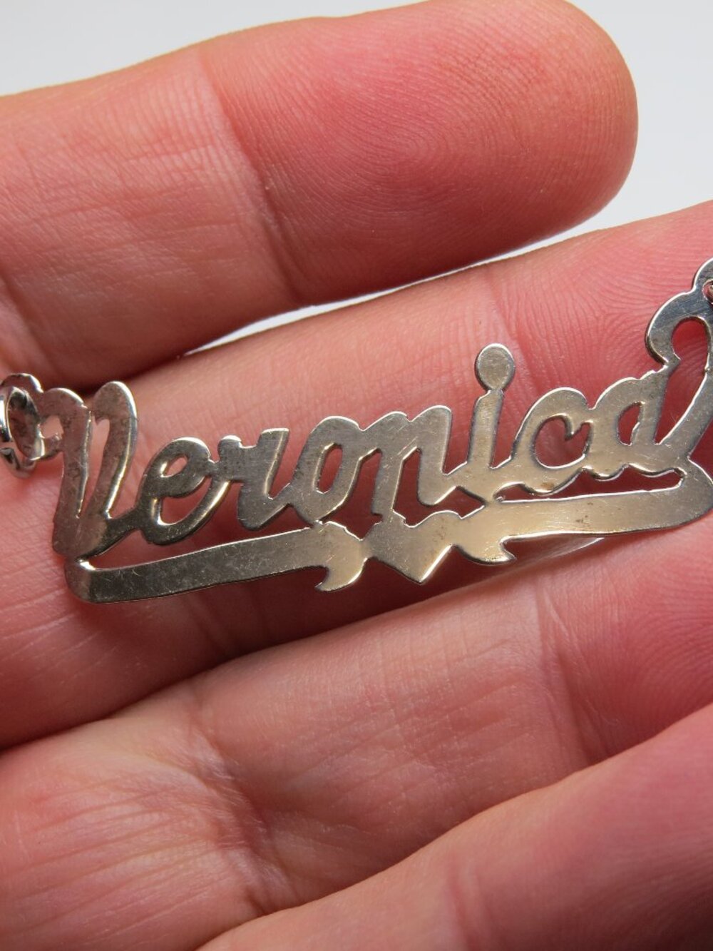 v14k VERONICA  Nameplate